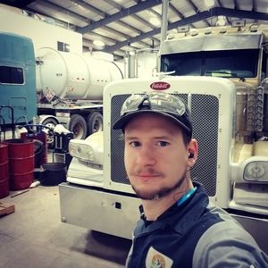 Meet your Posher, Kyle